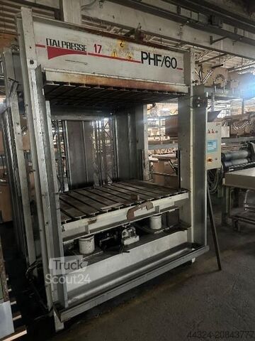 Noori Nutzfahrzeuge GmbH Noori Nutzfahrzeuge GmbH Noori Nutzfahrzeuge GmbH