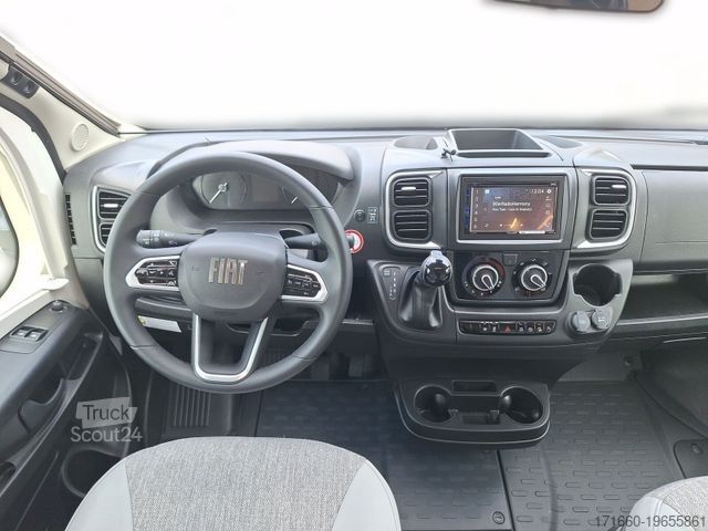 Ημιενσωματωμένο αυτοκινούμενο τροχόσπιτο BÜRSTNER Campeo TD 676 G