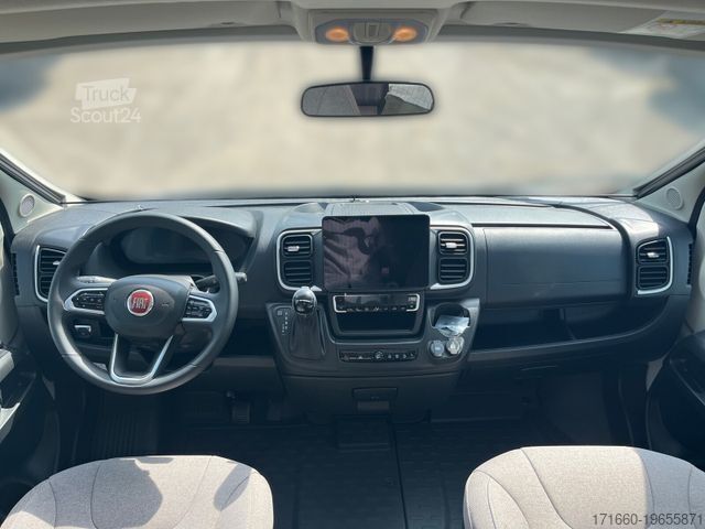 Polintegriran avtodom BÜRSTNER Lyseo TD 684 G 180 PS Automatik