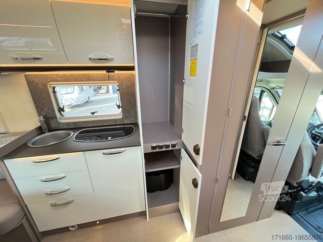 Félintegrált lakóautó BÜRSTNER Lyseo TD 644 G