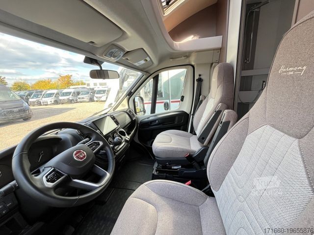 Félintegrált lakóautó BÜRSTNER Lyseo TD 644 G