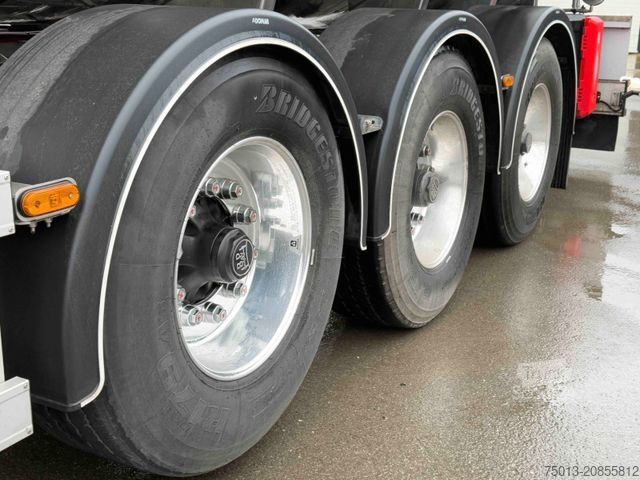 Tanker semitrailer KÄSSBOHRER ADR L4BH 1-Kammer 34 cbm, MIETEN?