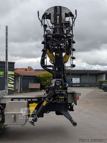 Logging truck MAN TGX 33.510 6X4 Loglift F125 ZT 93