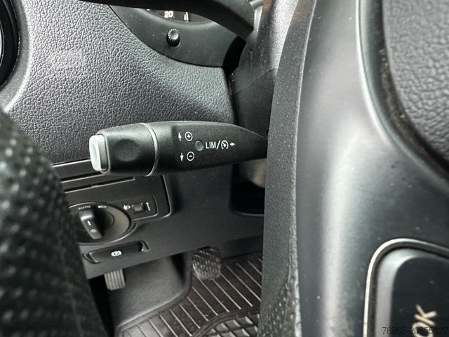 Panelinis furgonas MERCEDES-BENZ Vito 114 MIXTO KOMPAKT 6G KLIMA MBUX KAMERA AHK