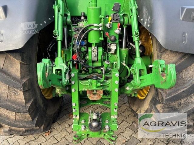 Tractor John Deere 8320 R