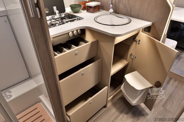 Integrirani avtodom CARADO I 447 Januar 2026 Verfügbar