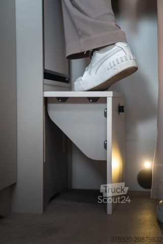 Caravana semiintegrada LMC Tracer V 670 MJ26 November 2025 Verfügbar