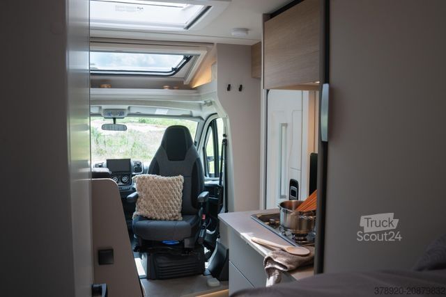 Caravana semiintegrada LMC Tracer V 670 MJ26 November 2025 Verfügbar