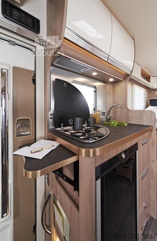 Półzintegrowany kamper LAIKA Ecovip L 2009 Sonderpreis, ACC, Pack Safety