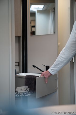 Caravana semiintegrada LMC Tracer 690 EL MJ26 November 2025 Verfügbar