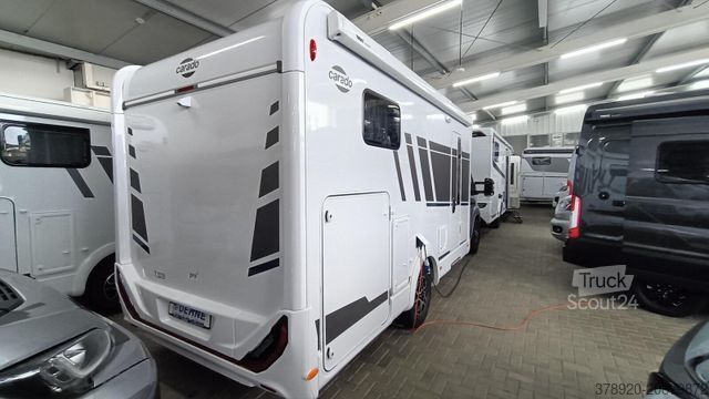 Polintegriran avtodom CARADO T 328 Digital+Safety Paket, 5e Sitzplatz