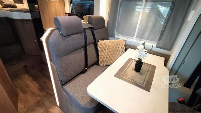 Polintegriran avtodom CARADO T 328 Digital+Safety Paket, 5e Sitzplatz