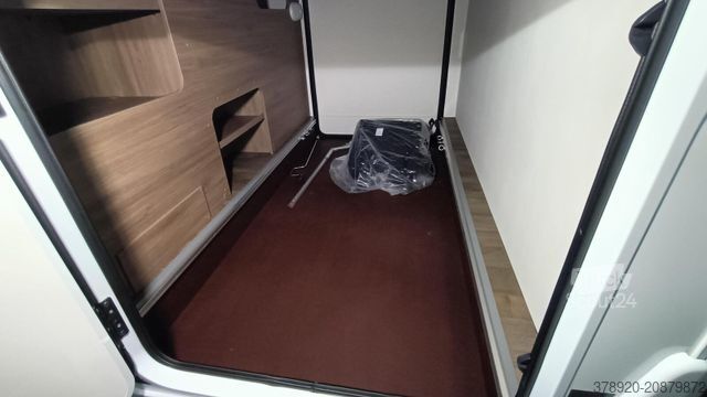 Polintegriran avtodom CARADO T 328 Digital+Safety Paket, 5e Sitzplatz