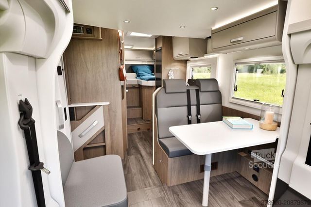 Polintegriran avtodom CARADO T 328 Digital+Safety Paket, 5e Sitzplatz