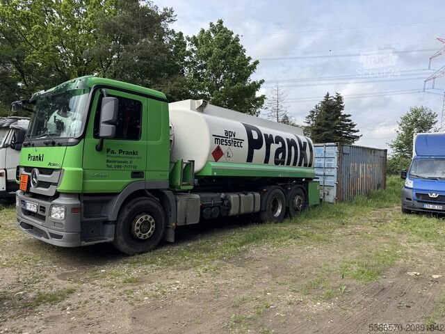 Autocisternă Mercedes-Benz Actros 2544