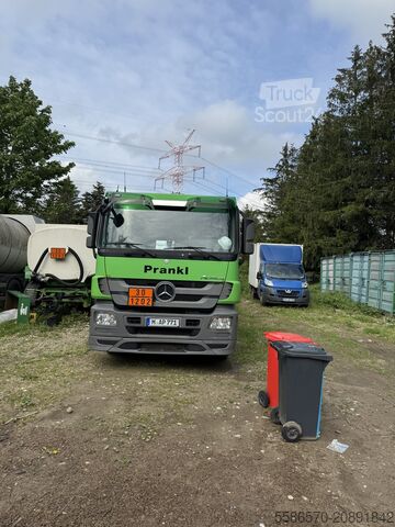 Autocisternă Mercedes-Benz Actros 2544