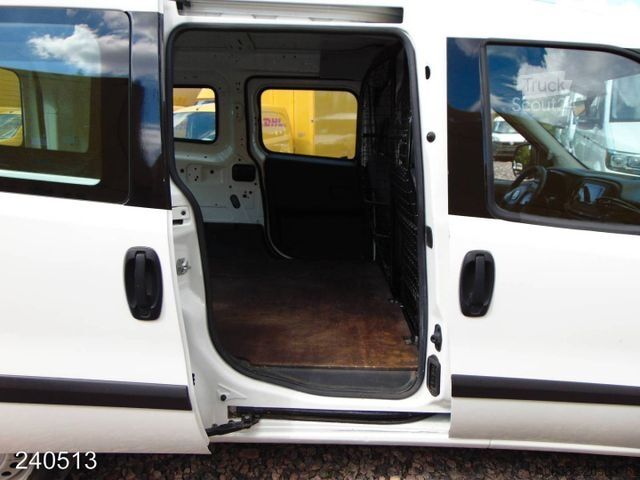 Furgoneta FIAT Doblo Maxi 1.3 MultiJet -PDC-2x Schiebetür & HFT
