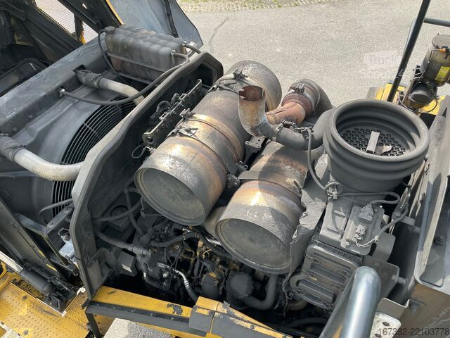 Lader Caterpillar 966M