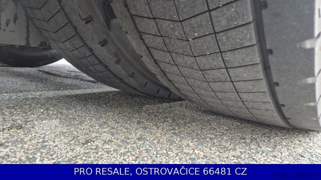 Ciągnik siodłowy typu volume MERCEDES-BENZ ACTROS 1848 LSRL GIGASPACE E6 PARKCLIMA + NAVI