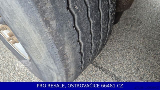 Відкритий напівпричіп з тентом KRONE SD PROFI LINER + LIFTACHSE