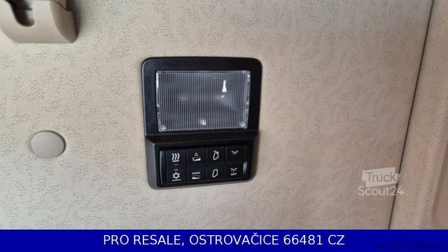 Lielapjoma vilcējs MERCEDES-BENZ ACTROS 1851 LSNRL MEGA EURO 6 + PARKCLIMA