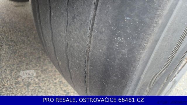 Atvira puspriekabė su tentu SCHWARZMÜLLER SPA 3/E STD + LIFTACHSE