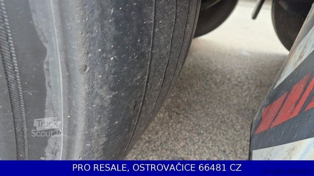 Atvira puspriekabė su tentu SCHWARZMÜLLER SPA 3/E STD + LIFTACHSE