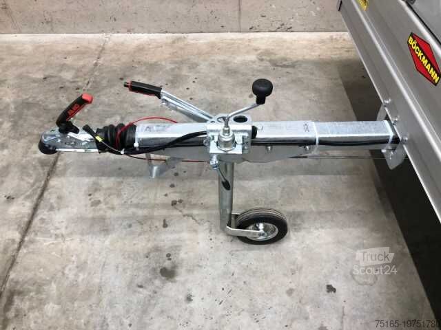 Remolque de automóvil Böckmann TL-AL 3015/15 Plane Kastenanhänger gebremst