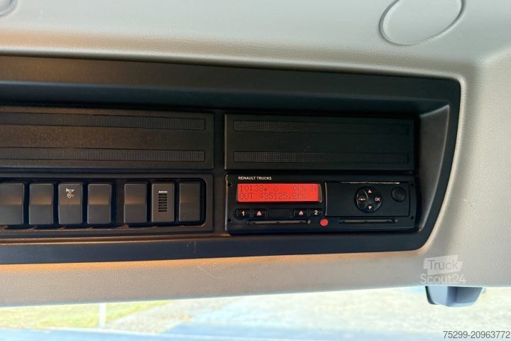 Macara montată pe camion Renault D Wide 18.380 4x2 F130A.22 / Swiss-Vehicle