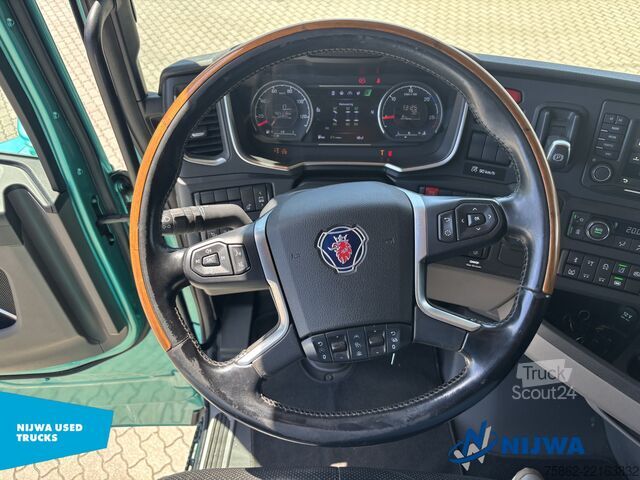 Standard-SZM Scania S 660 6x2 Showtruck V8 + Schuifschotel