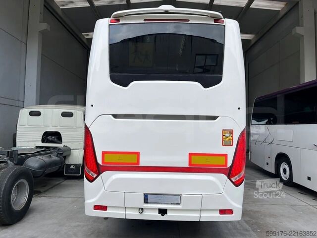 حافلة سياحية SCANIA Touring HD