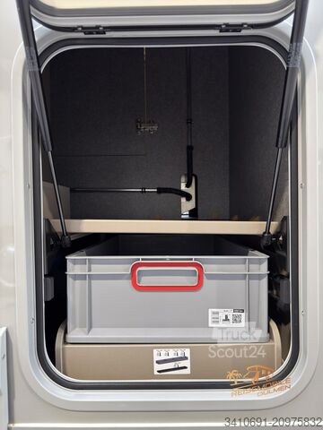 Kamper zintegrowany Eura Mobil Integra Line GT IL 726 EF Doppelverglasung 4Sitz