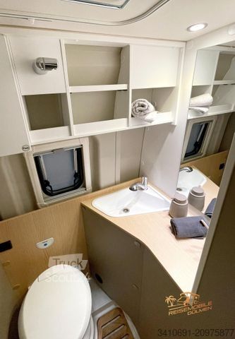 Autocamper LMC Innovan Pure 600 Auto. RFK Markise