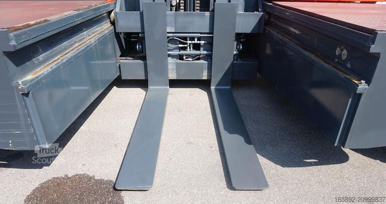 Vierwegvorkheftruck Combilift C6000SL
