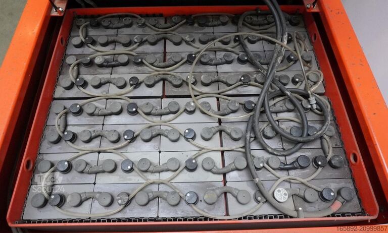 Préparateur de commandes à grande hauteur Magaziner EK 15