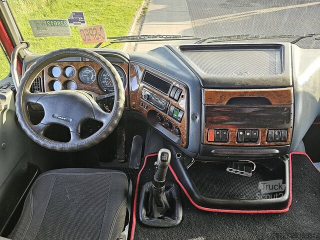 Standard-SZM DAF XF 95.380 SPACECAB EURO 2
