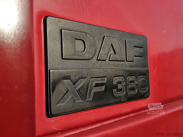 Standard-SZM DAF XF 95.380 SPACECAB EURO 2