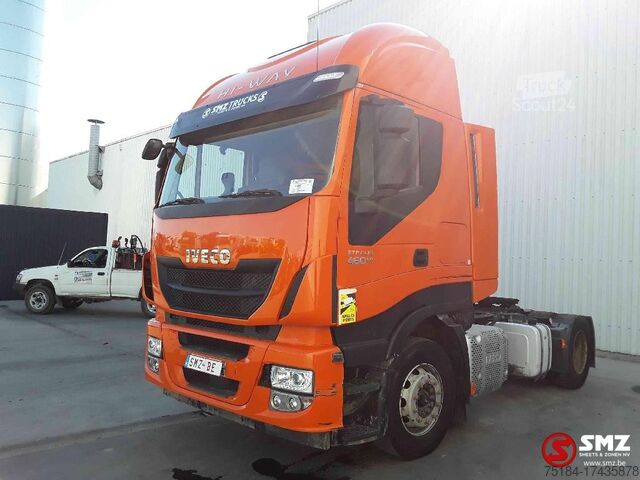 Tractor estándar Iveco Stralis 460 HIway hydraulic