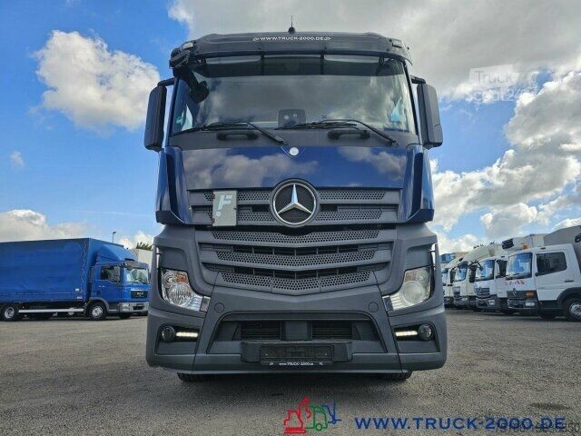 Standard trækkerunit Mercedes-Benz Actros 1843 4x2 Mega Space 2 Betten Kühlschrank