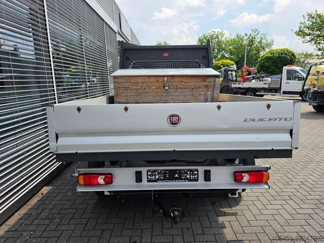 Pick-up panelvan FIAT Ducato Pritsche-Doka 7 Sitzer erst 26.600 KM