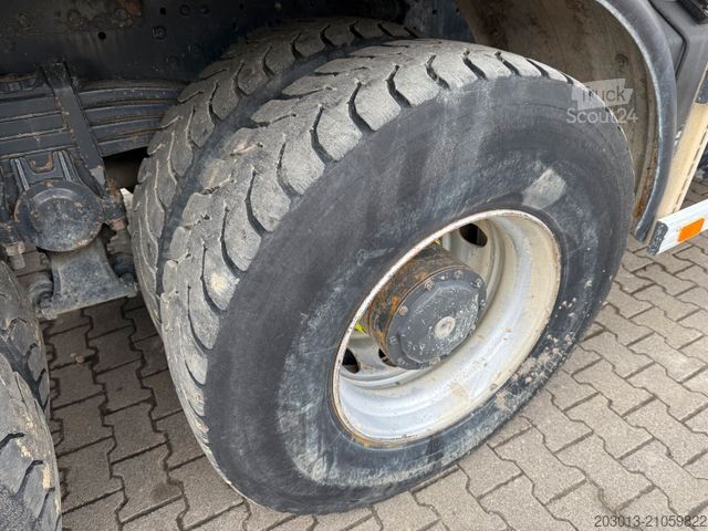 Truck mounted crane MERCEDES-BENZ ACTROS 3336 6x4 Kipper Kran HIAB 144 B-3