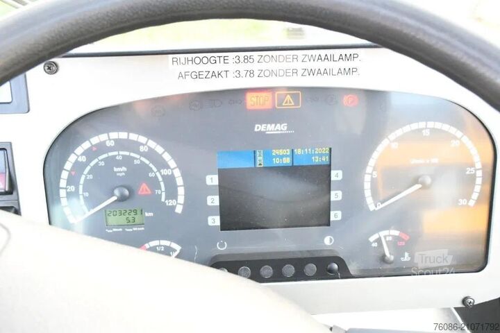 Weg-terreinkraan Demag AC60 CITY CLASS! Double cab!!8X8!!