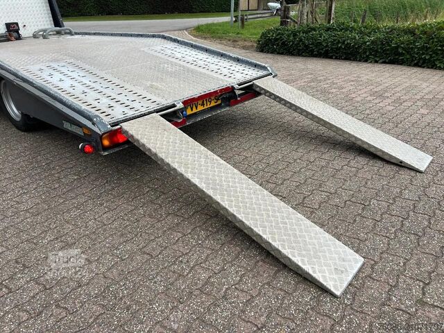 Car transporter Mitsubishi Canter Oprijer 3c13
