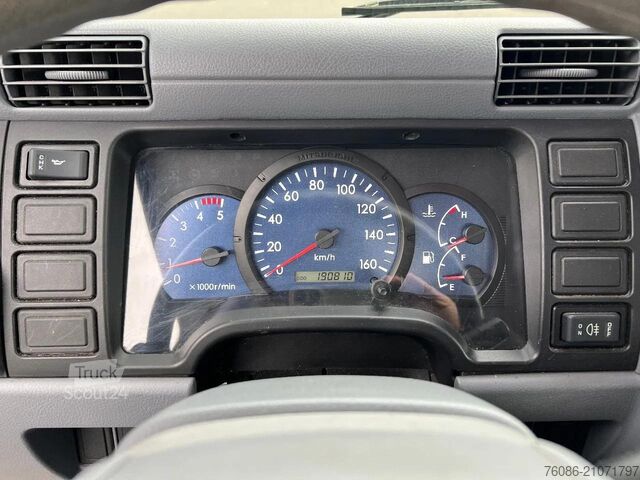 Car transporter Mitsubishi Canter Oprijer 3c13