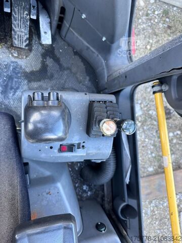 Frontstapler Kalmar DCE 80-6HE