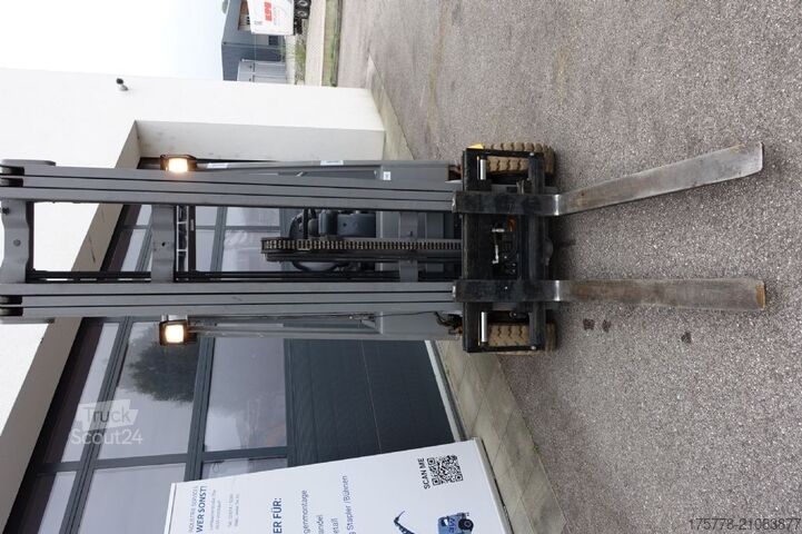 Frontstapler Jungheinrich EFG 115