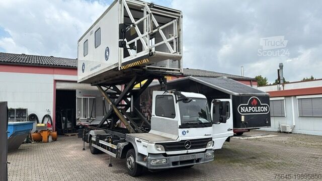 AMBULIFT s nadstavbou DOLL Mercedes-Benz Atego 1016