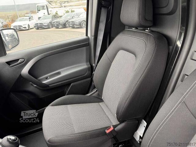 Camioneta familiar de techo alto Mercedes-Benz Citan 110 CDI Klima Kamera MBUX SHZ Tempomat AHK