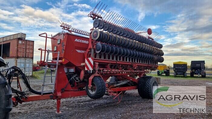 Σπαρτική μηχανή Kverneland DG II 12000