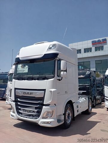 Standard nyergesvontató DAF XF 530 con ADR+PRESA DI FORZA+ GARANZIA